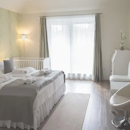 Munkacsy Hotel
